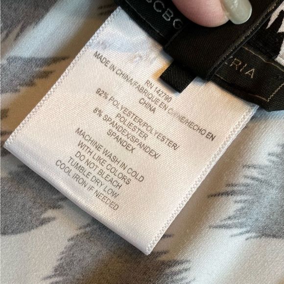 BCBG MaxAzria  Casual Button Down Top - Picture 9 of 11